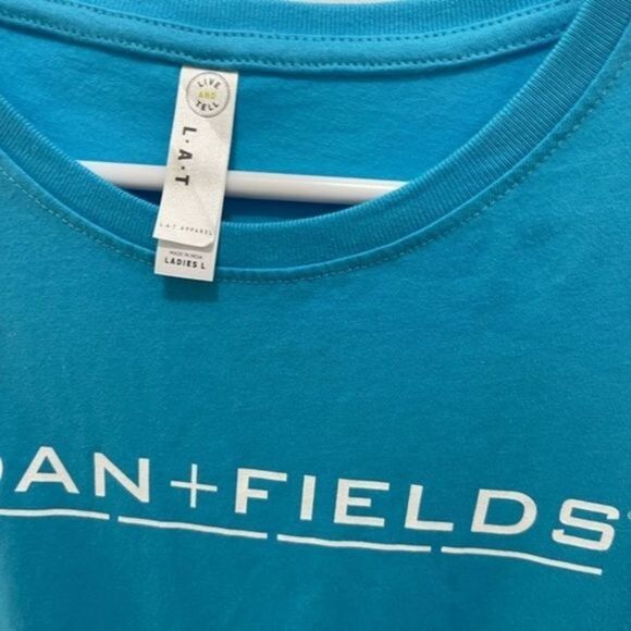 𝅺RODAN and Fields t-shirt New no tags large - Picture 2 of 8
